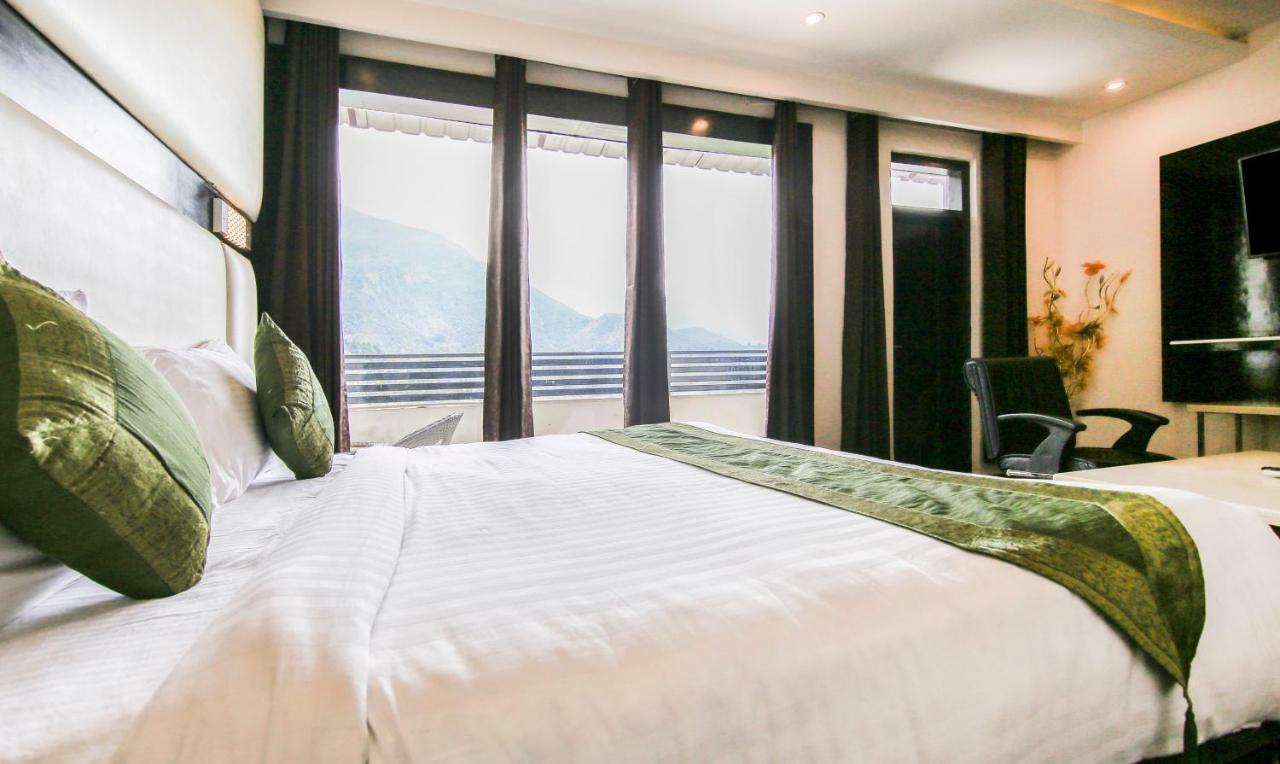 Lavish Inn Dharamshala Exterior photo